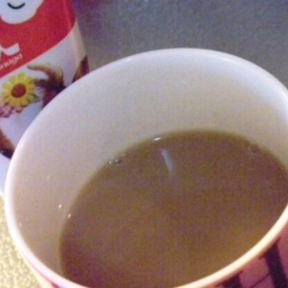 久々に練乳入りの紅茶飲んだけどやっぱり美味しい～ヾ(´^ω^)ノ♪
優しい甘さにホッとするね♡
美味しく温まったよ～☆